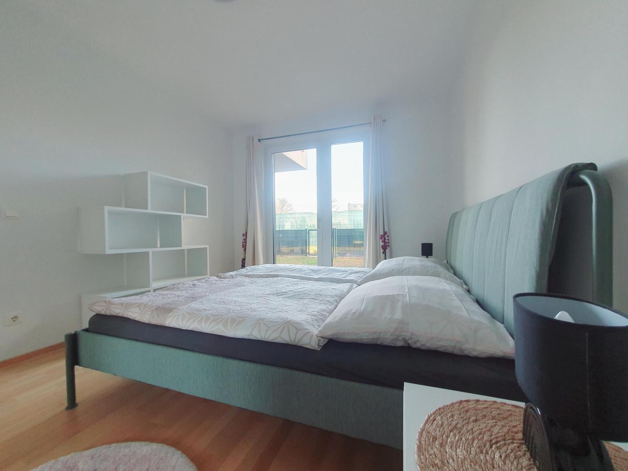 Near Lake One Bedroom Cute Apartment Wien Exterior foto